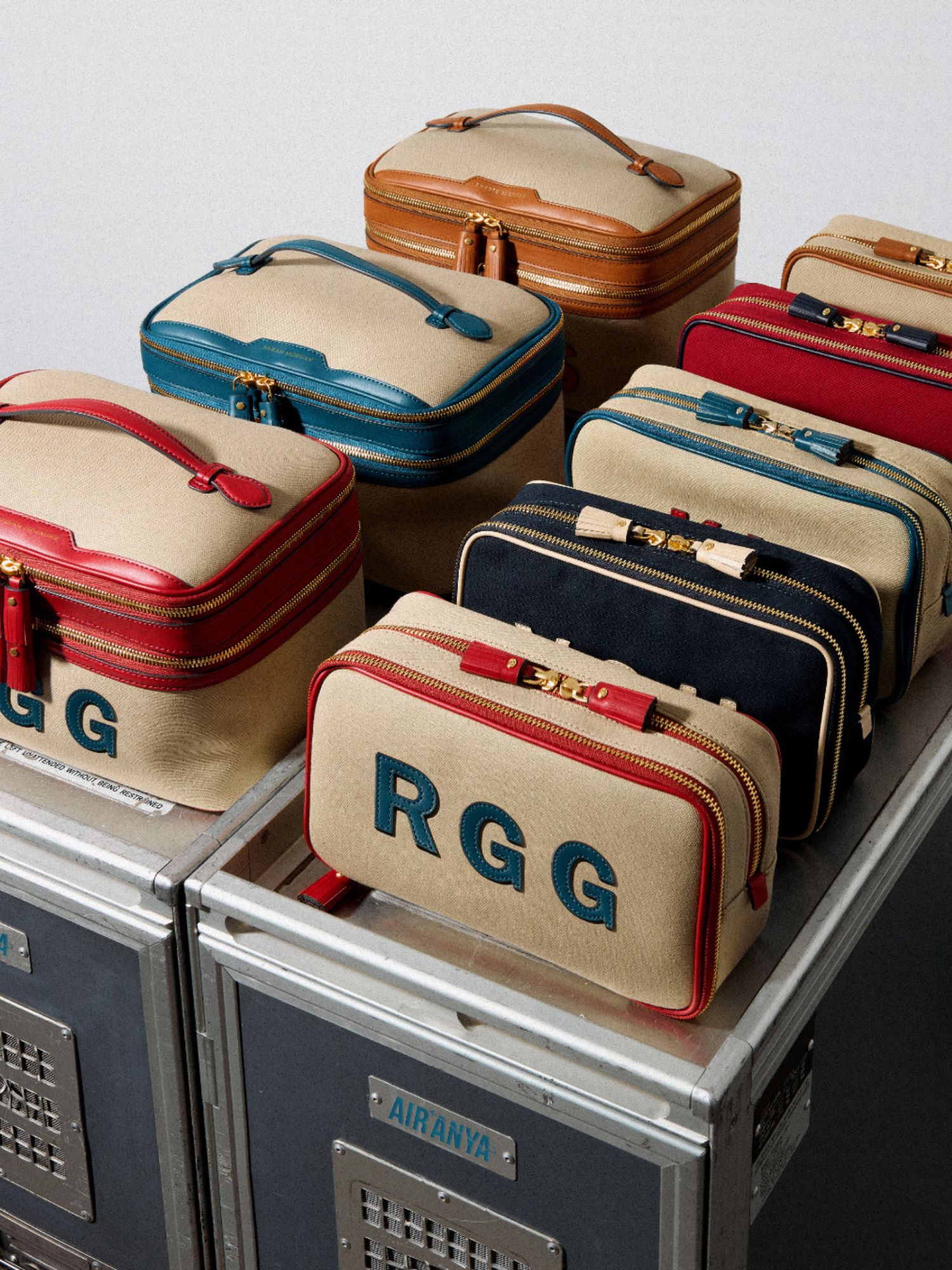 Air Anya by Anya Hindmarch「Walton」Order Event 1