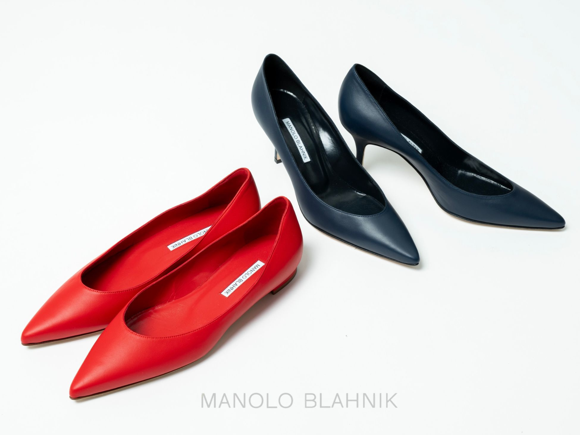 マノロ・ブラニク BUMILALO 90ｍｍ ブーティ エレガントな装飾 MAKEPLA】スウェード リボンブーティ（シューズ）｜MANOLO