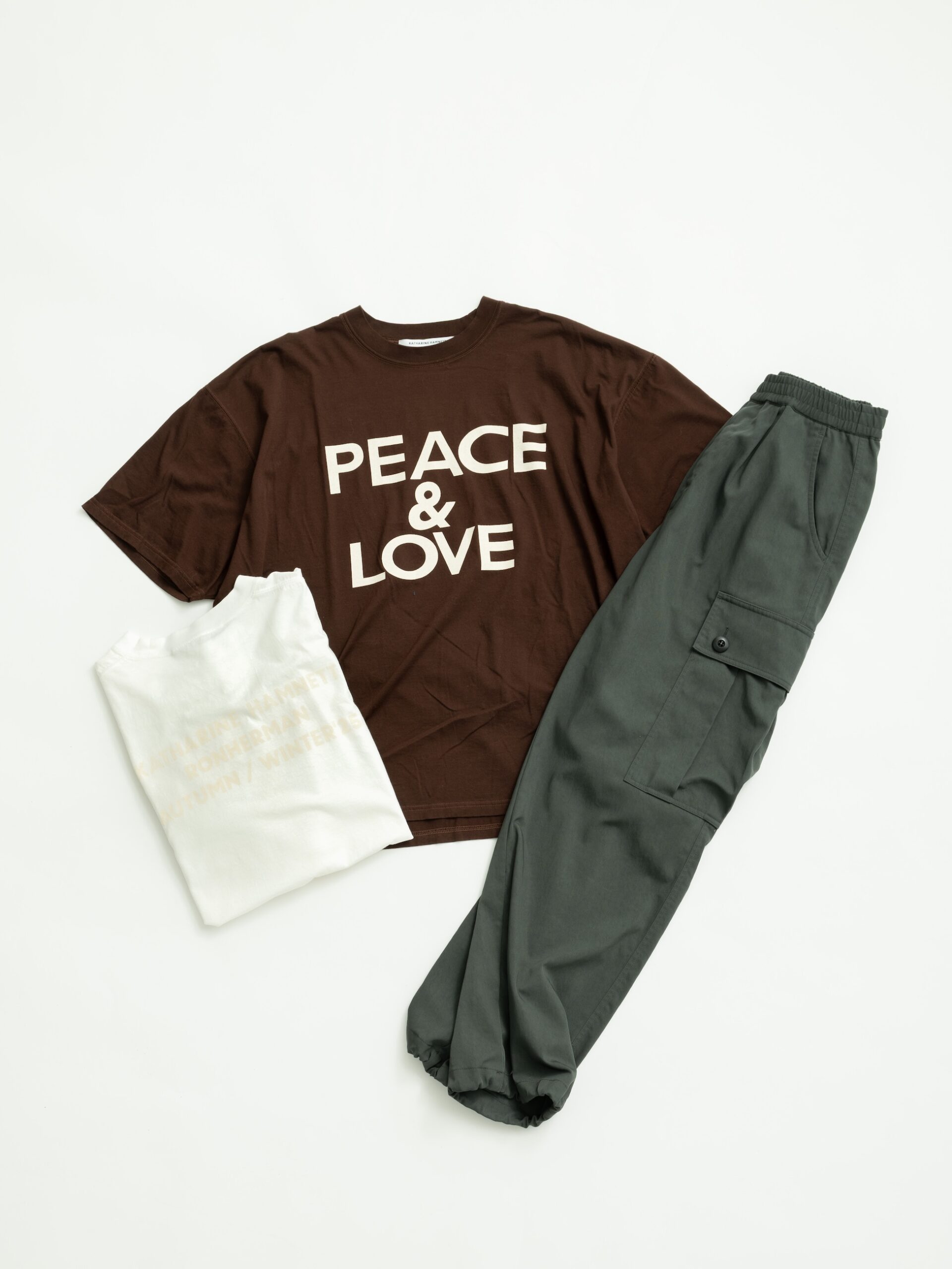 PEACE&LOVE Tee / Military Pants