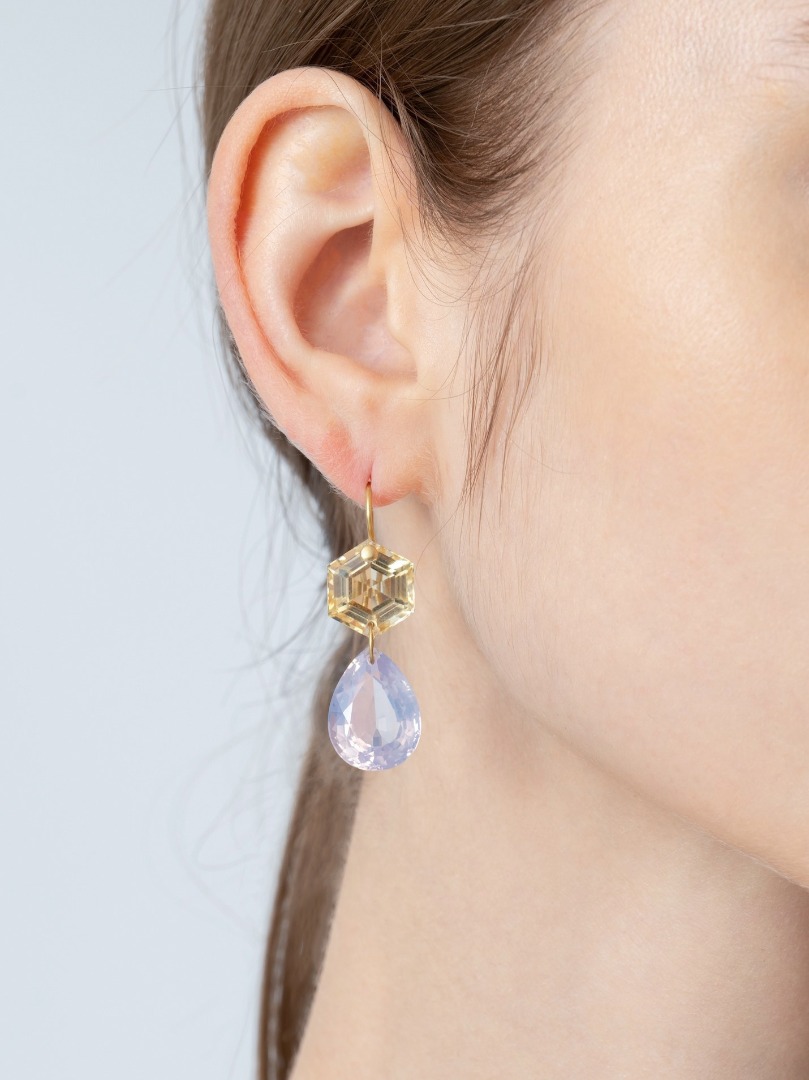 別注Bianca Pierced Earrings ￥209,000 20KYG Citrine × Lavender Quartz