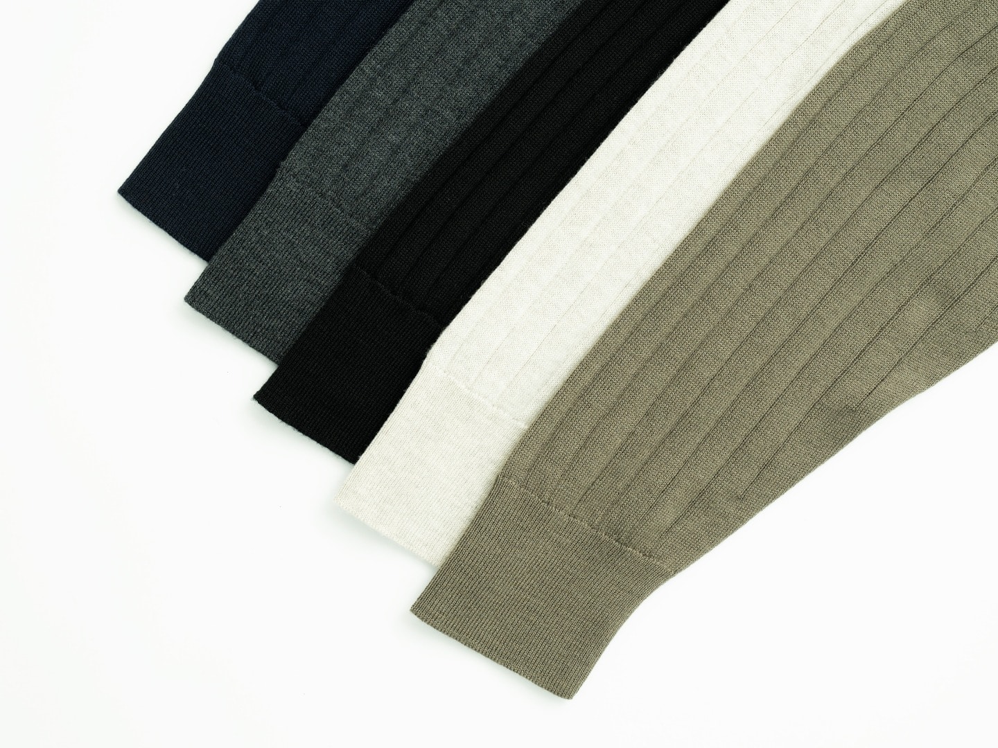 JOHN SMEDLEY for Ron Herman Henry Neck Merino Extrafine Knit 3