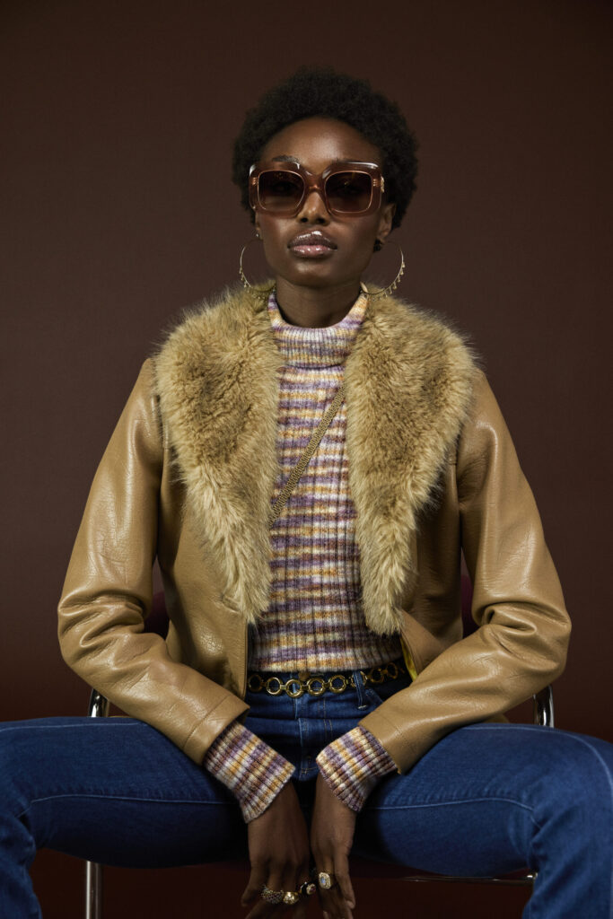 THE HOT UNDER THE COLLAR/THE STREET COLLAR/THE HUSTLER ANKLE