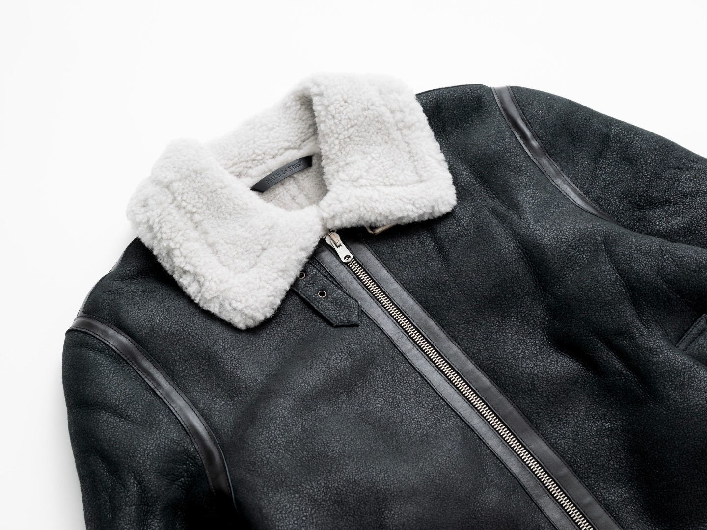 ムートンアビエイタージャケット