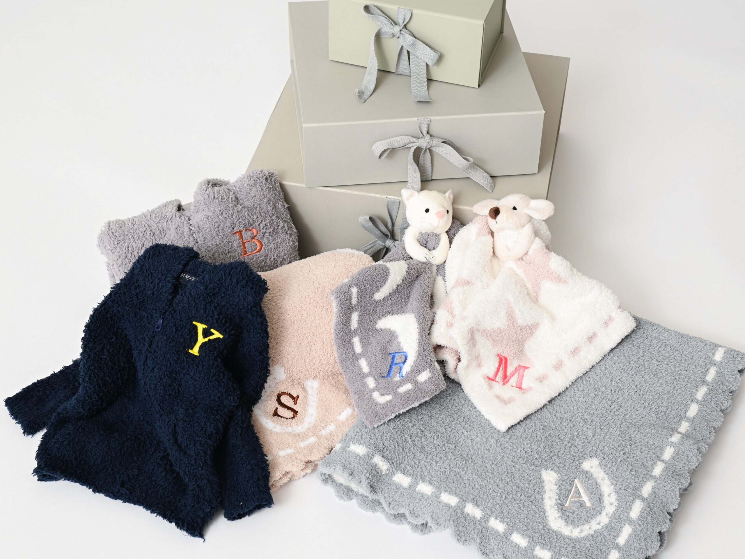 【開催中】イニシャル刺繍入りで、特別な一枚に_2