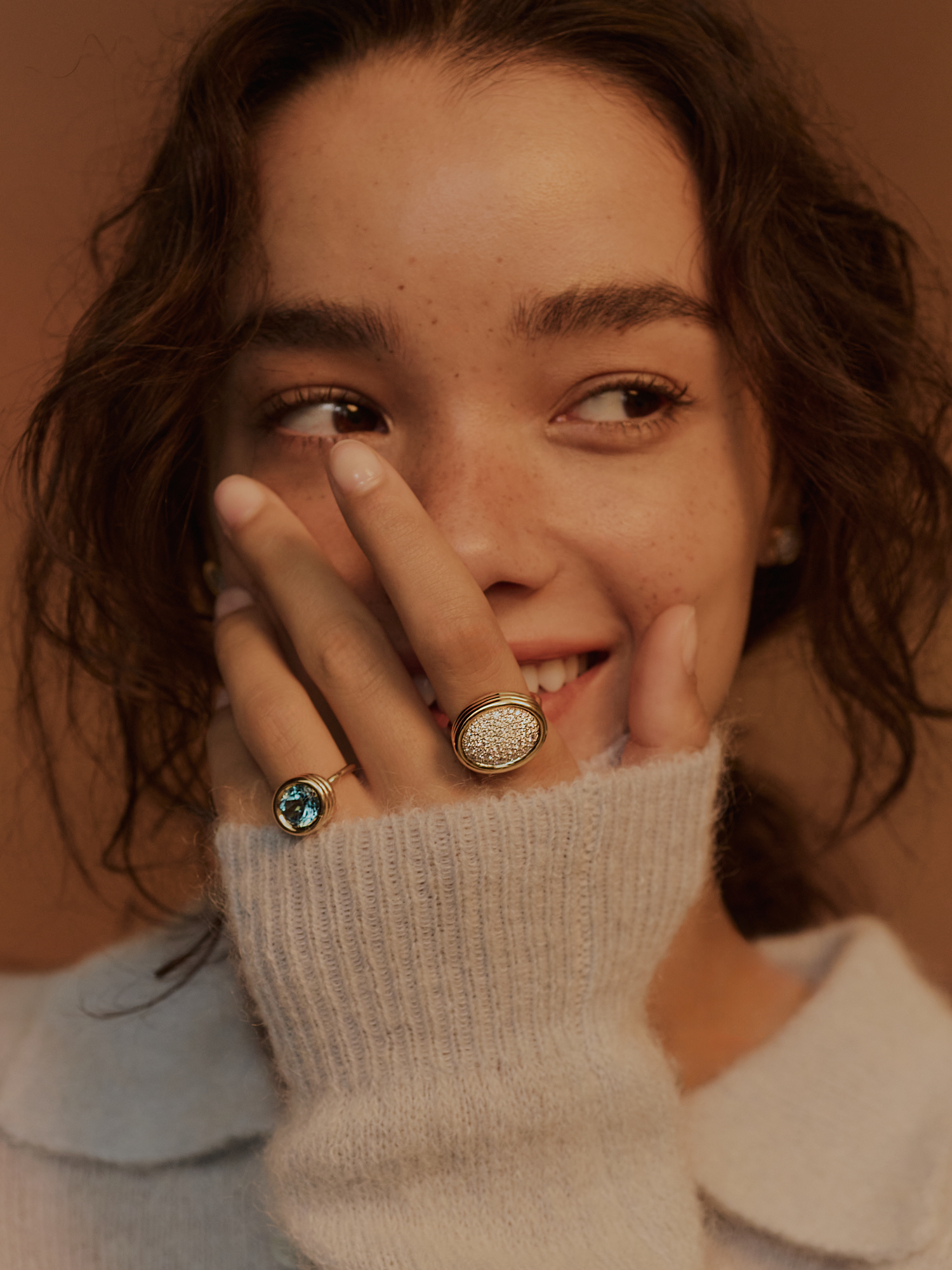 25FW Holiday Look Book