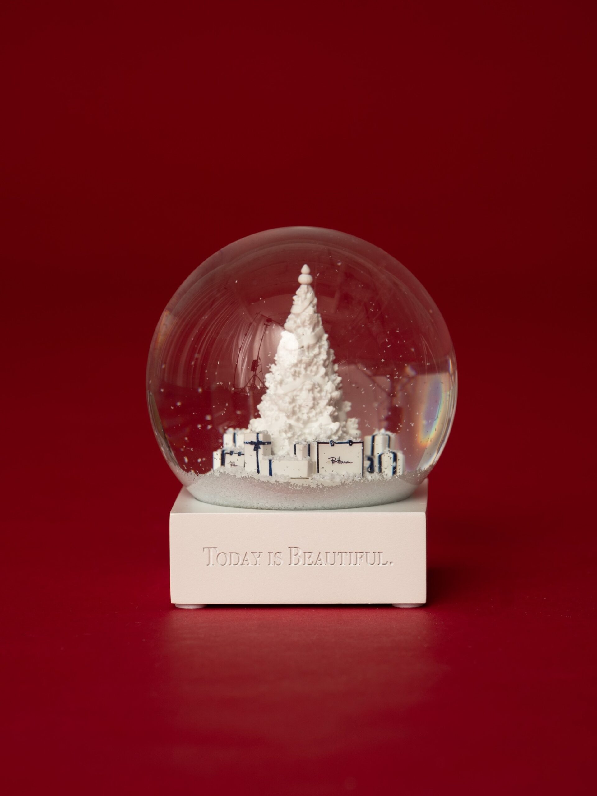 25FW Holiday Look Book