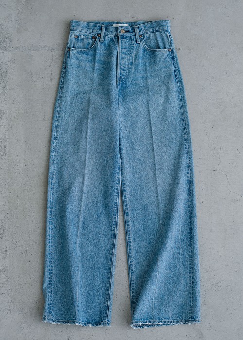 ウォッシュドデニムパンツ