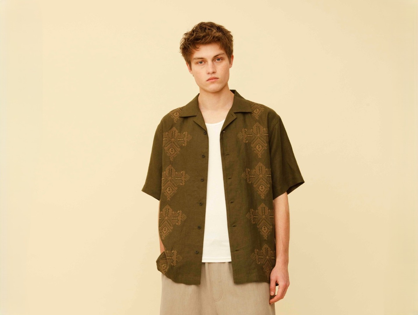 Linen Embroidery Short Sleeve Shirts_1