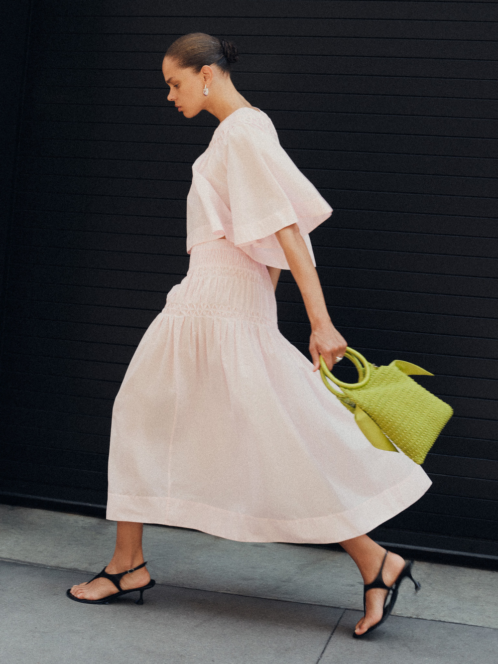 SANJH BLOUSE/LAHZA SKIRT/MARIS BAG