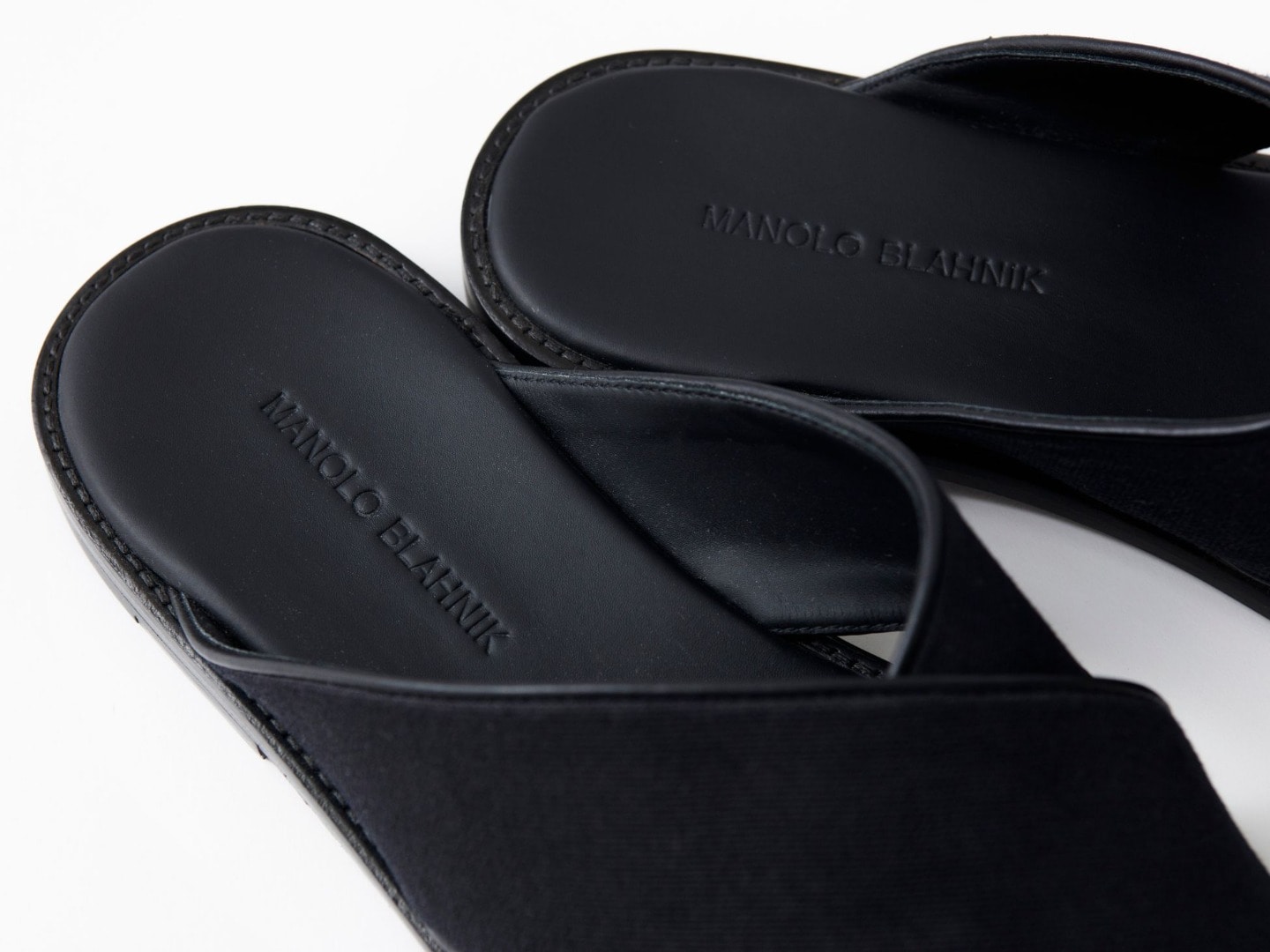 MANOLO BLAHNIK Exclusive for Ron Herman MARINO NUBUCK