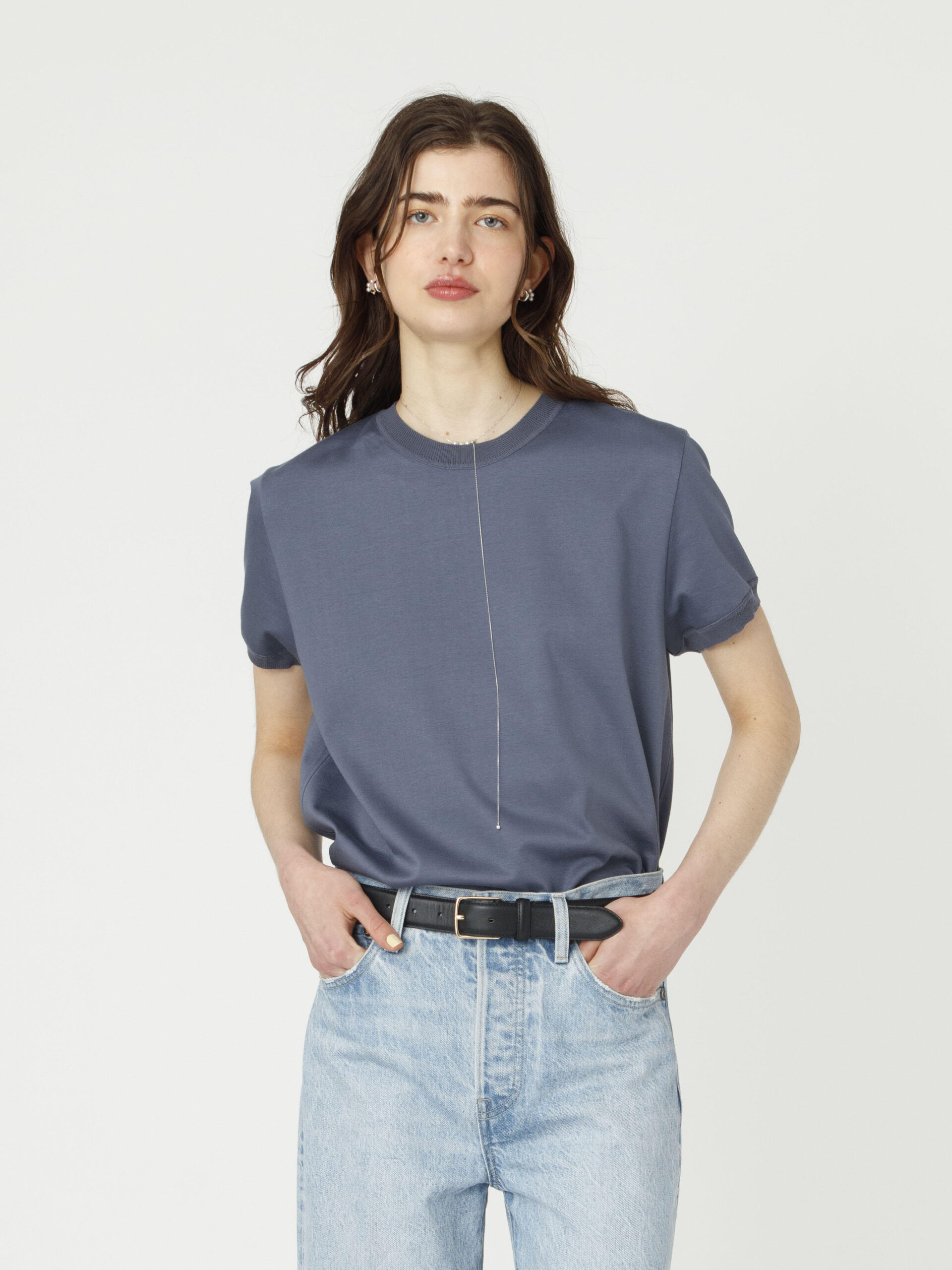 ブルーのTシャツ