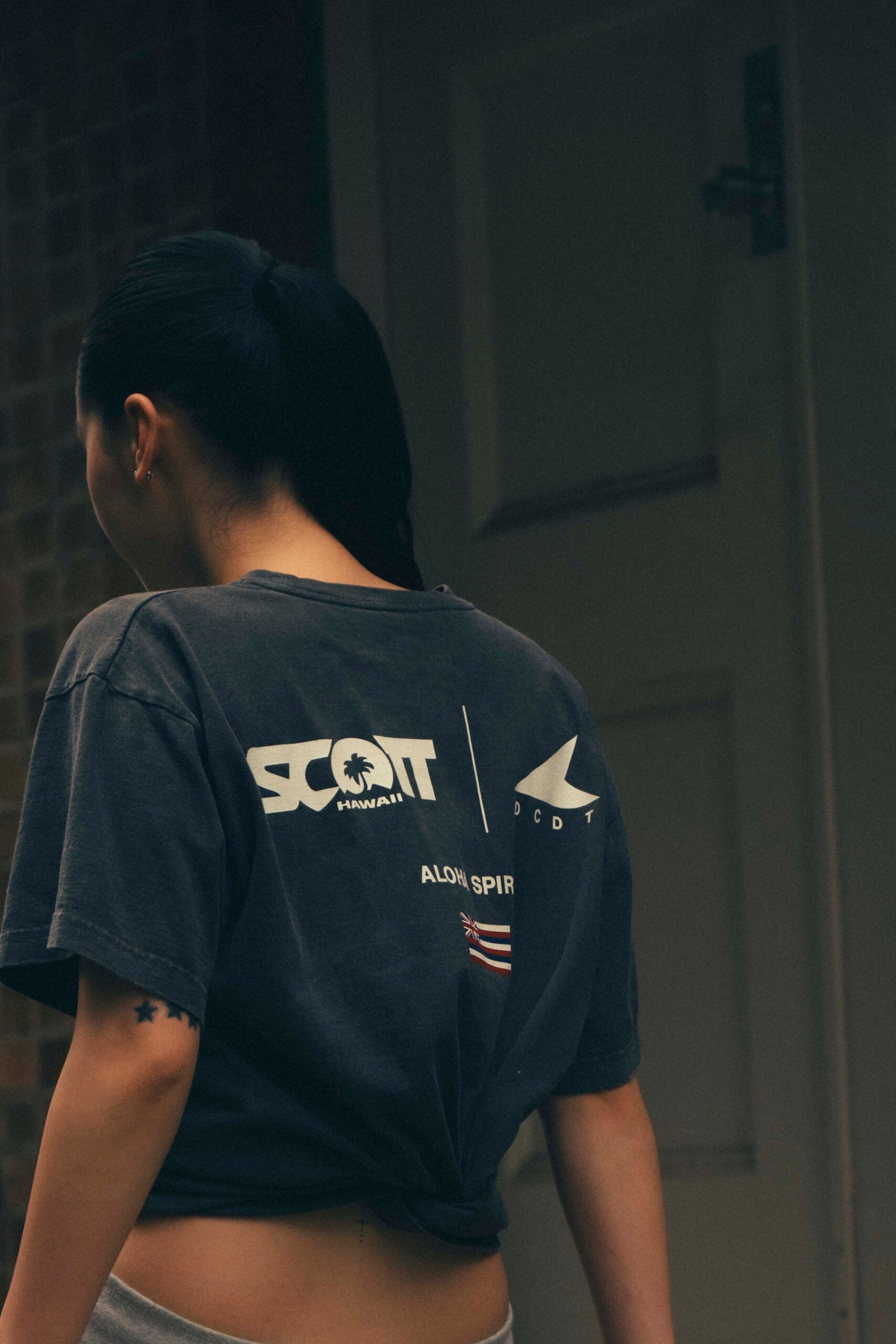 DESCENDANT × Scott Hawaii ピグメントダイTシャツ