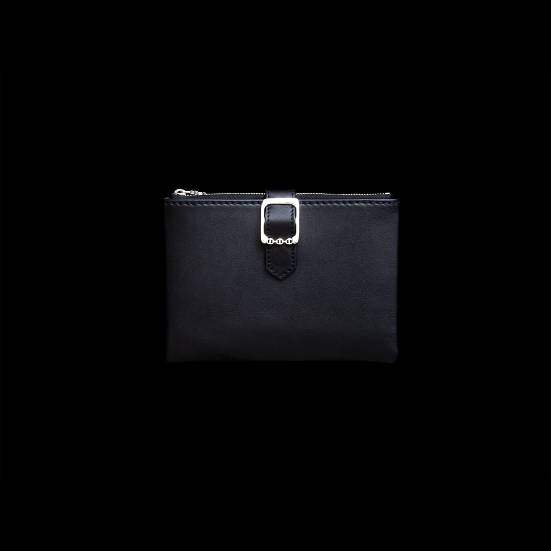 LARGE POUCH SMOOTH BLACK LEATHER