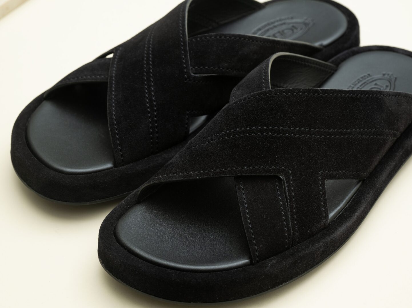 TOD'S for Ron Herman Sandales in Suede