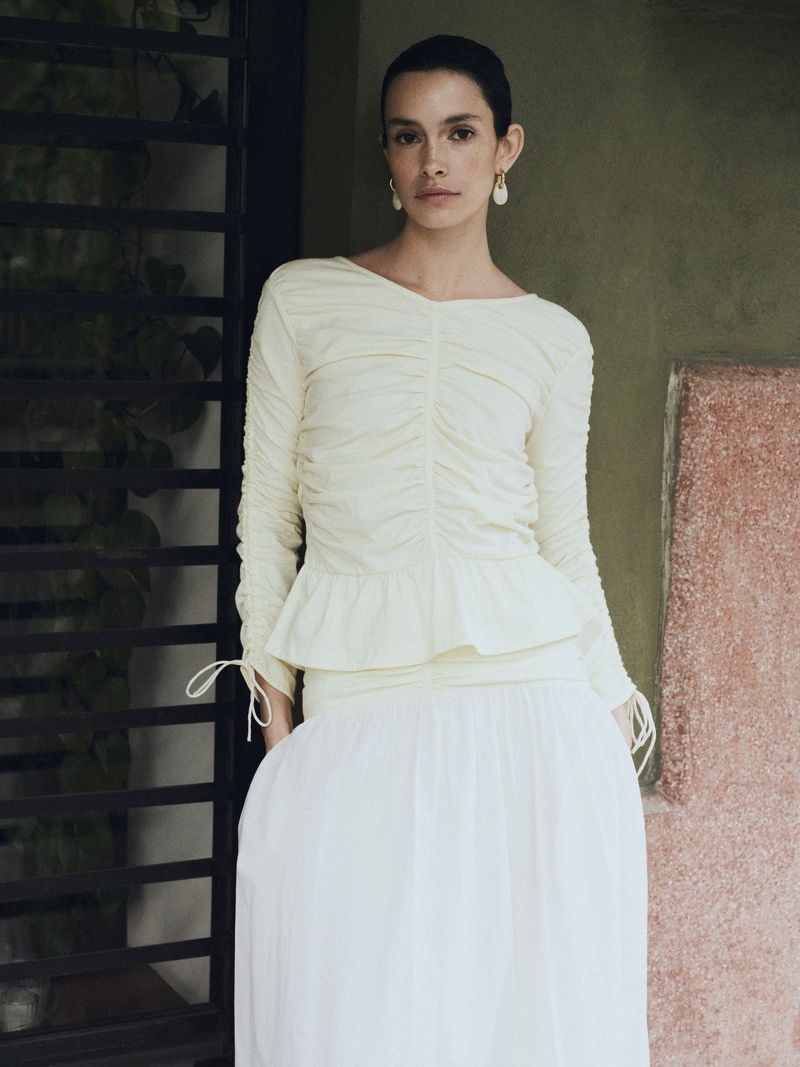 PRE FALL 2026 LOOKBOOK（ARENA TOP、CENIZA SKIRT）