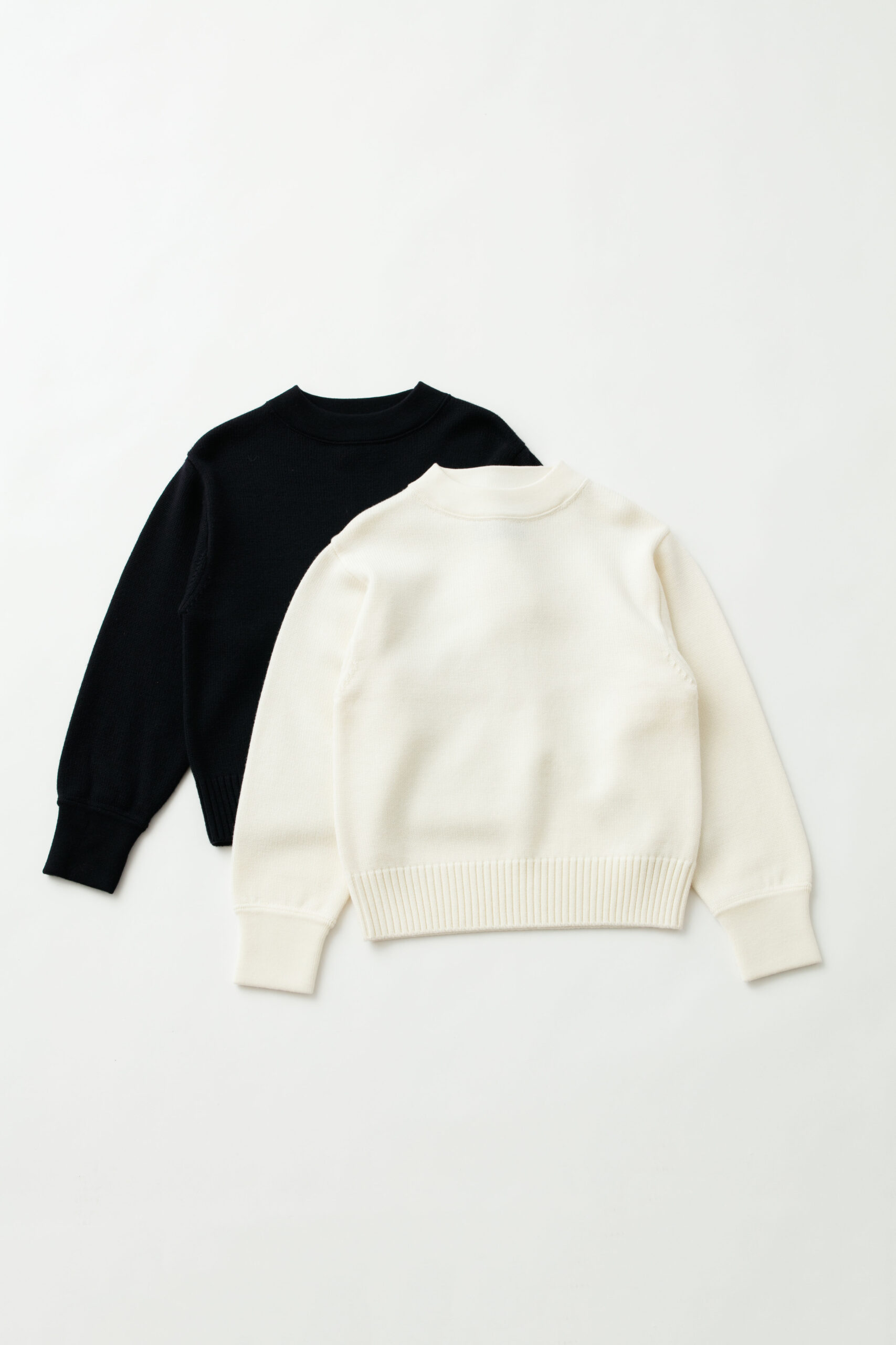 Wool Sweater / White, Navy