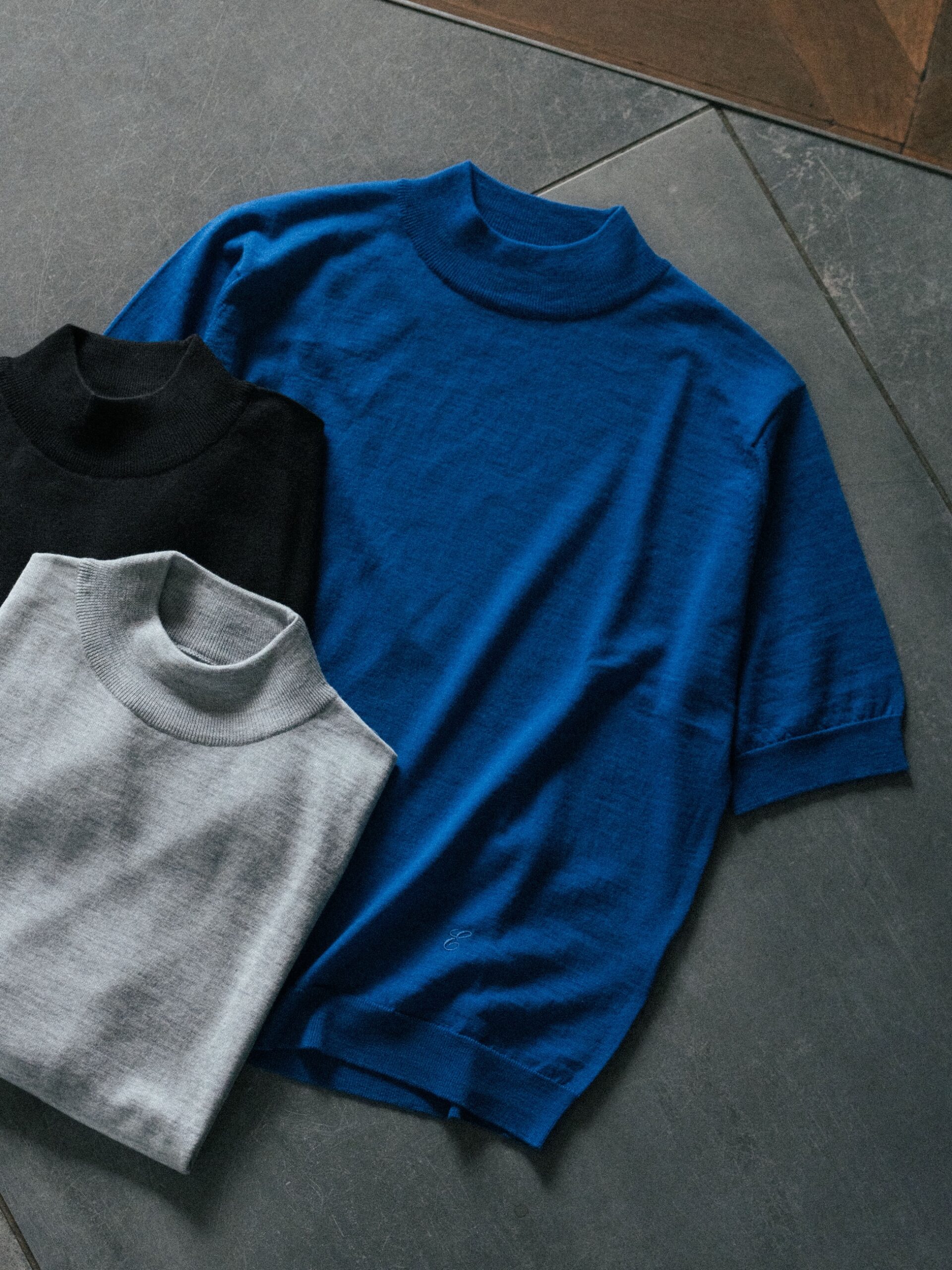 JOHN SMEDLEY for ebure Mock Turtleneck Knit
