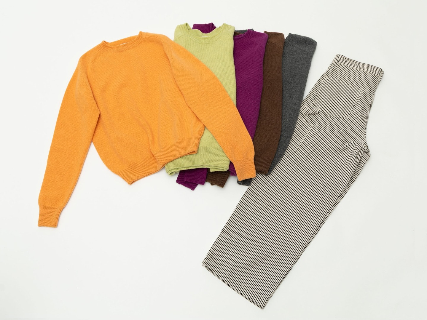 C/N SweaterとPainter Pants